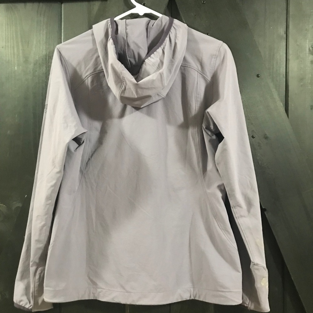 Mountain Hardware Light Jacket - image 2